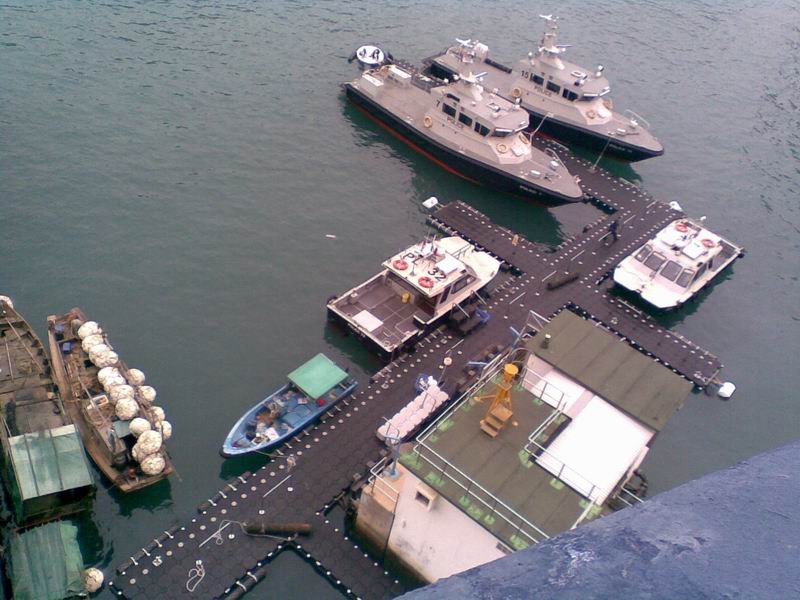Muelle flotante Policia Muelle flotante Policia