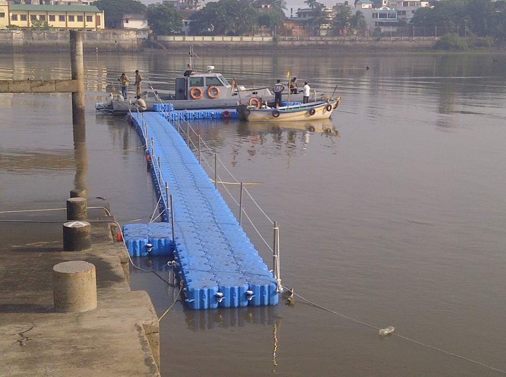Muelles flotantes modulares rio policia Muelles flotantes modulares rio policia